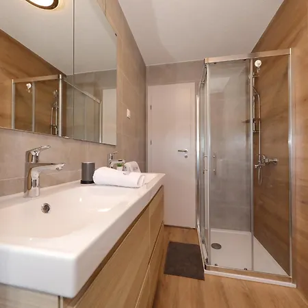 Villa With Heated Pool