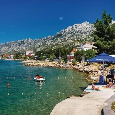 Villa With Heated Pool *