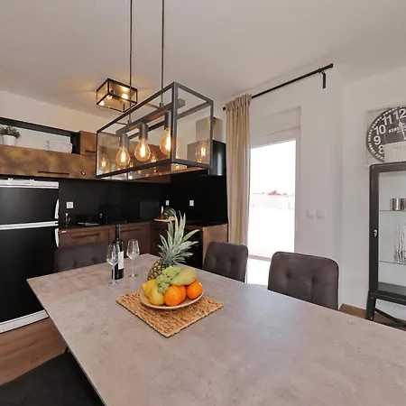 With Heated Pool * セリネ